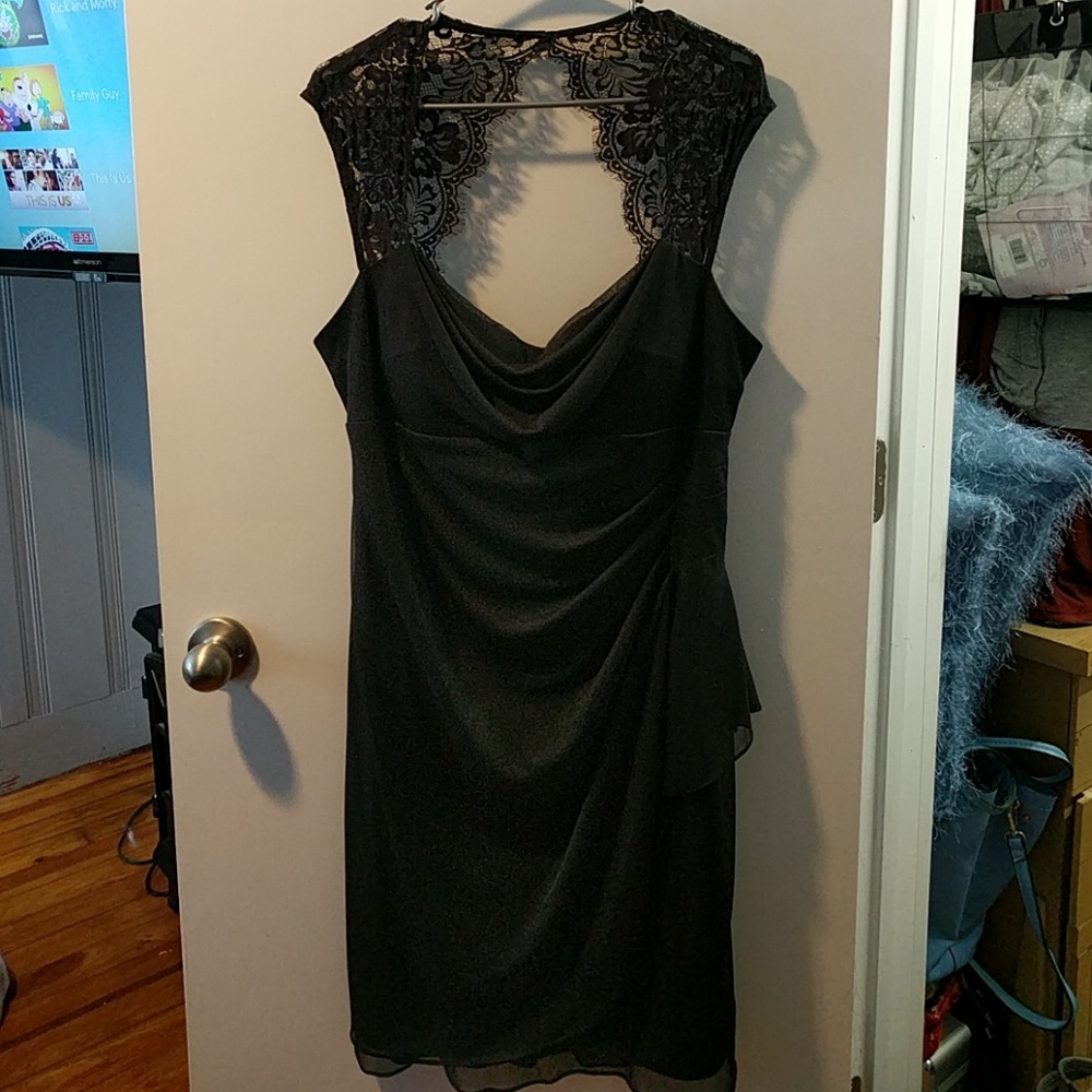 NWOT Gorgeous Black Dress Size 18